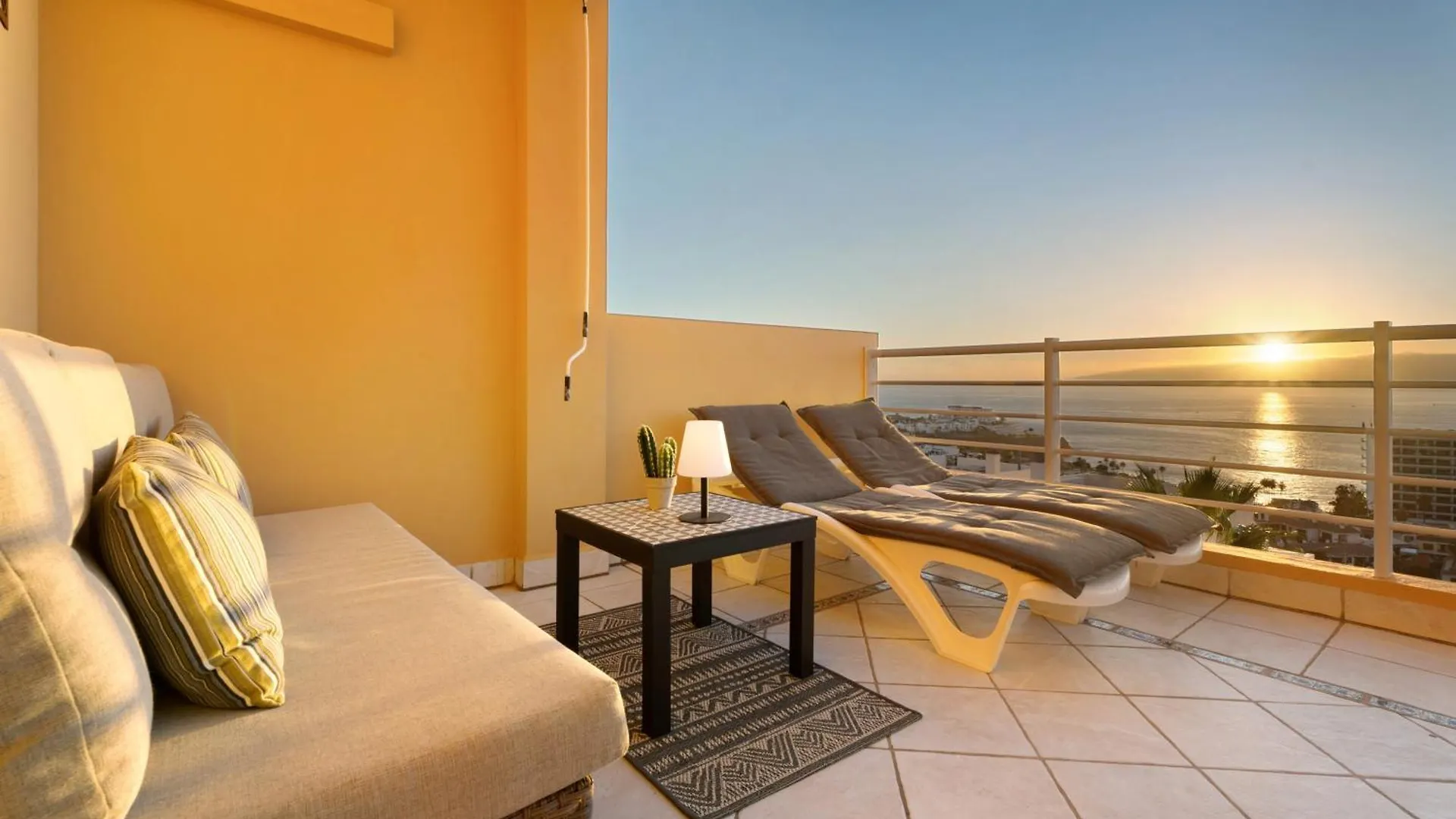 Apartment Great Sunset Views Los Gigantes Acantilado de los Gigantes